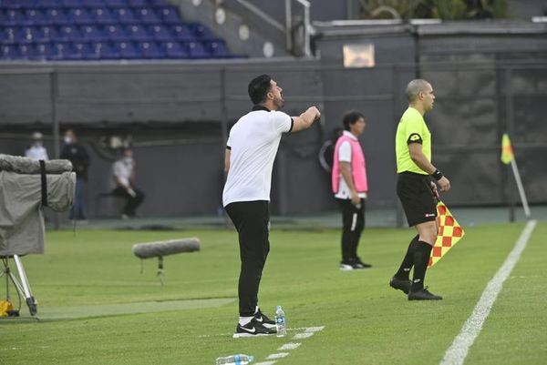 “Los muchachos merecían por lo que venimos pasando cada día” - Olimpia - ABC Color