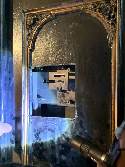 Hallan más violines, documentos y restos de mamut en la caja fuerte y container de alemán asesinado | Ñanduti