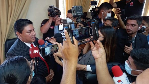 Cristian Brunaga jura como nuevo gobernador de Itapúa
