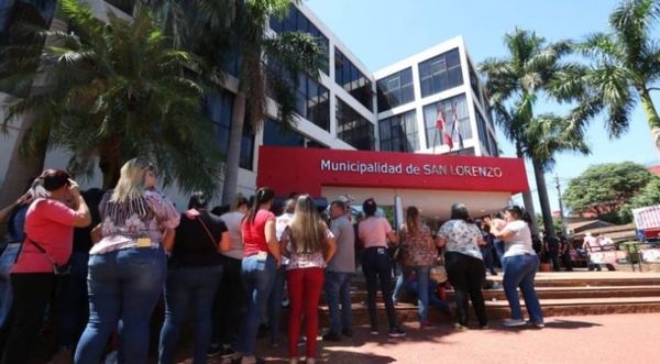 Barrida en la muni de San Lorenzo: desvinculan a 488 funcionarios sin funciones