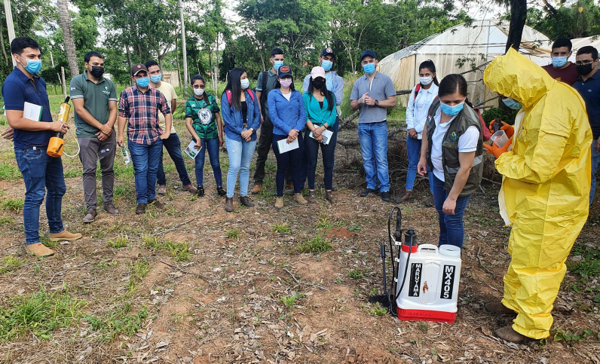 San Joaquín: Capacitan sobre el manejo de hormigas cortadoras a productores y estudiantes