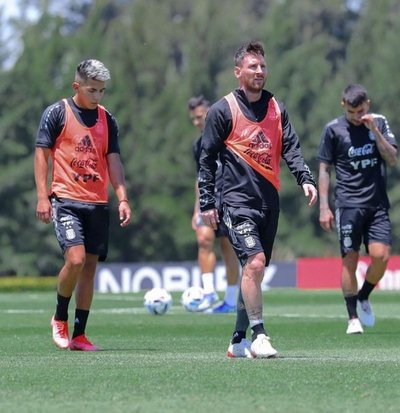 Scaloni confirma que Messi jugará ante Brasil