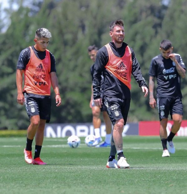 Scaloni confirma que Messi jugará ante Brasil