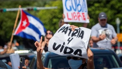 Cuba: Fuerzas de seguridad y militares intentan parar por la fuerza protestas masivas - Megacadena — Últimas Noticias de Paraguay