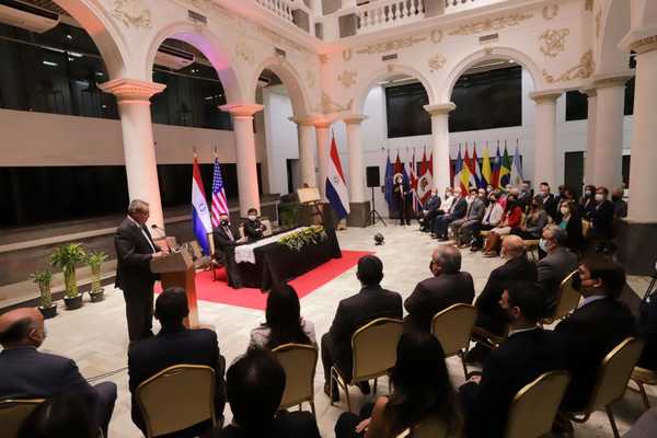 Conmemoran el 143° aniversario del Laudo Hayes y los 40 años de la Cámara de Comercio Paraguayo-Americana - .::Agencia IP::.