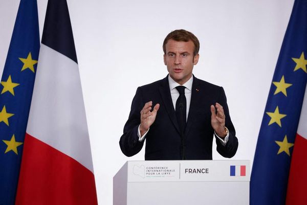 ¿Desaparece el azul francia? Macron desata una gran polémica - Mundo - ABC Color