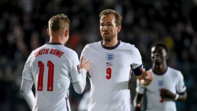 Inglaterra golea por 10-0 y clasifica al Mundial