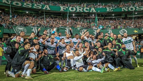 El Coritiba de Gustavo Morínigo vuelve a Primera