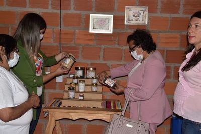 En Tañarandy lanzan proyecto de conservación de semillas nativas - Nacionales - ABC Color