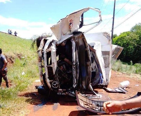 Explosión de neumático causa accidente fatal en Raúl Peña - ABC en el Este - ABC Color