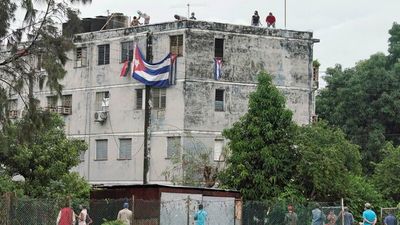 Gobierno cubano arresta y bloquea a opositores para impedir marcha
