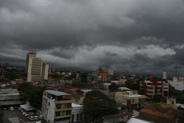 Pronostican martes cálido con precipitaciones y tormentas eléctricas - Noticiero Paraguay