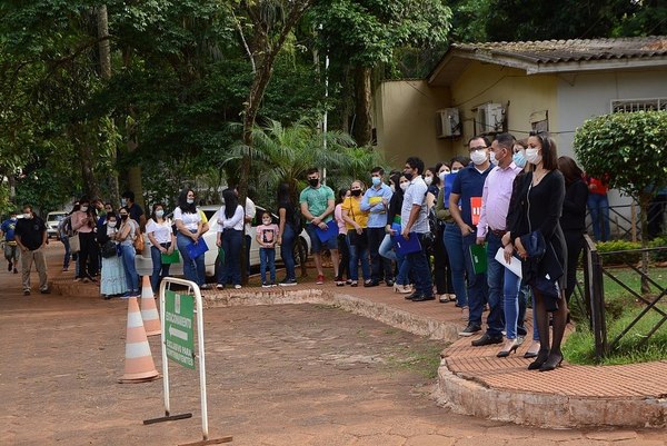 Desempleados son HUMILLADOS en la comuna de CDE