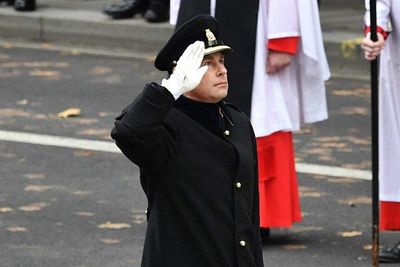 Isabel II delega, esta vez en su hijo Eduardo, un acto ante el Sínodo  - Mundo - ABC Color