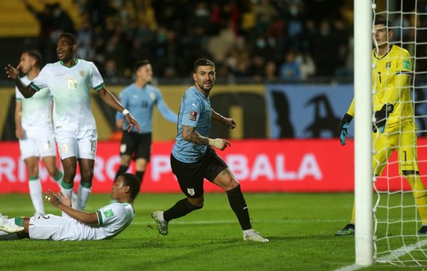 Bolivia y Uruguay, con el agua hasta el cuello, se miden en La Paz