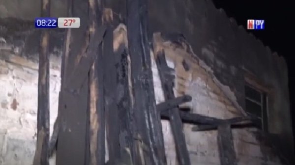 Una mujer y sus tres hijos lo perdieron todo tras incendio | Noticias Paraguay