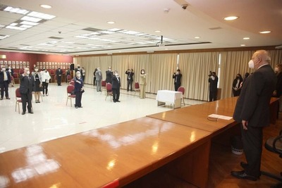 Tribunal analiza si ministros violaron código de ética - Judiciales.net