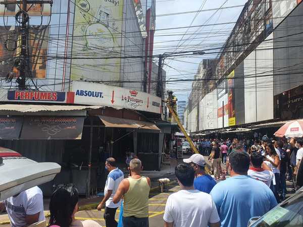 Principio de INCENDIO por causa de CALOR EXCESIVO causo susto en CDE