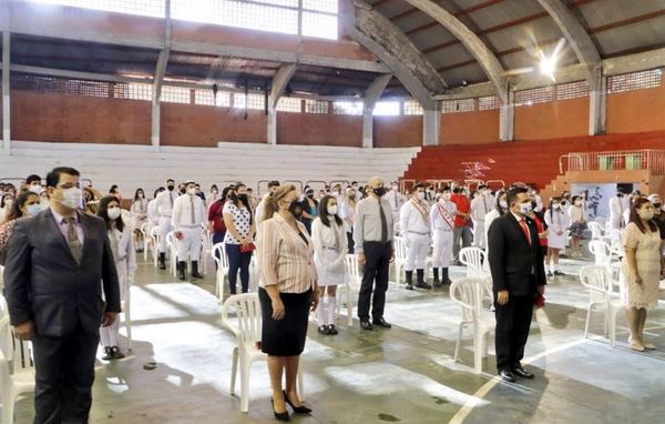 MEC apela al cumplimiento del protocolo para graduaciones en escuelas y colegios - Nacionales - ABC Color