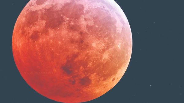 Eclipse de luna y lluvia de estrellas, el viernes