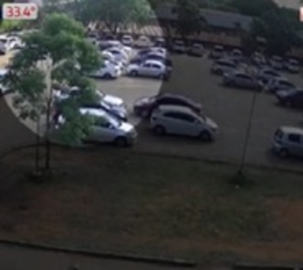 Roban vehículo en Hospital de Clínicas - Paraguay.com