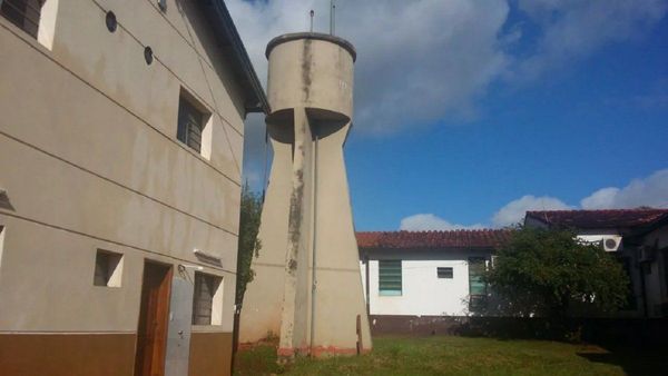 Un joven muere tras caer desde un tanque de agua