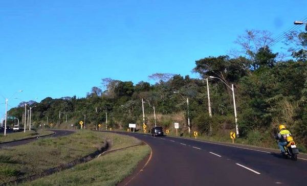 Asaltan a repartidores sobre la avenida Perú y roban G. 23 millones - ABC en el Este - ABC Color