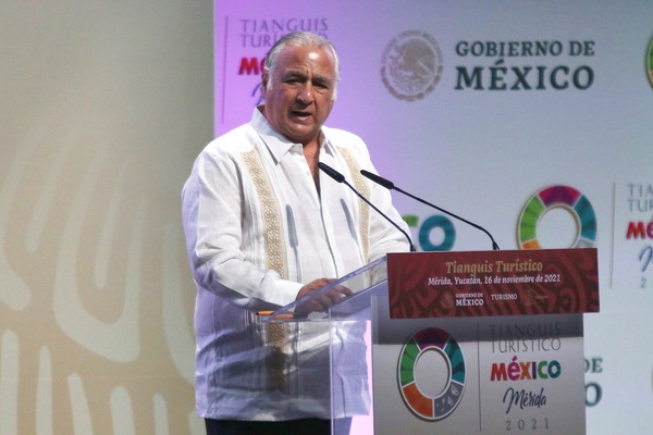 México estima 31 millones de turistas y 18.100 millones de dólares en 2021 - MarketData