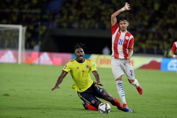 Barros Schelotto: “El equipo estuvo bien parado y seguiremos luchando” - Fútbol - ABC Color