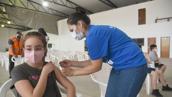 Proyecto de ley retira cobertura médica a los no vacunados