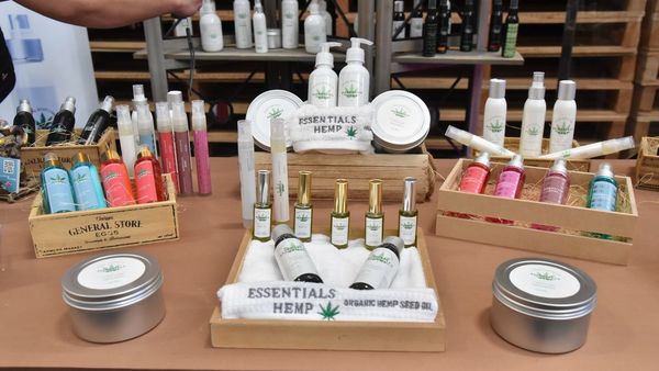 Exportan cosméticos con cannabis