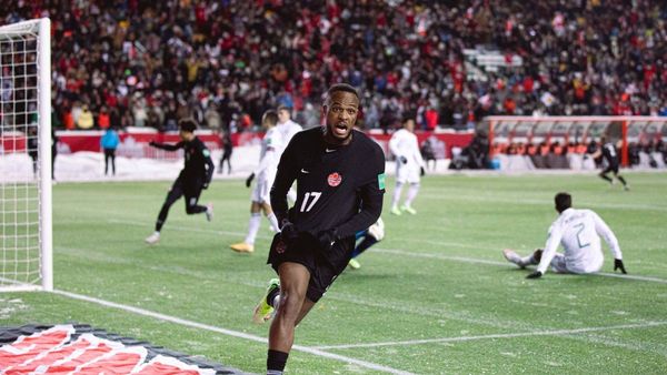 Canadá baja a México al tercer puesto y es líder en Concacaf