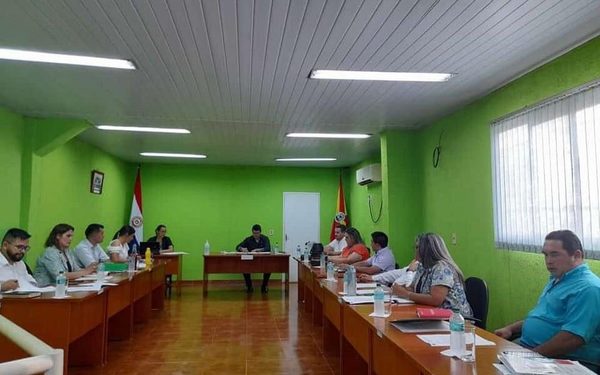 Conforman comisiones asesoras en Mallorquín