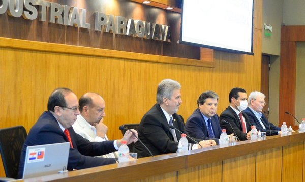 Referentes del sector público y privado coinciden en la necesidad de mantener tarifa de Itaipu - .::Agencia IP::.