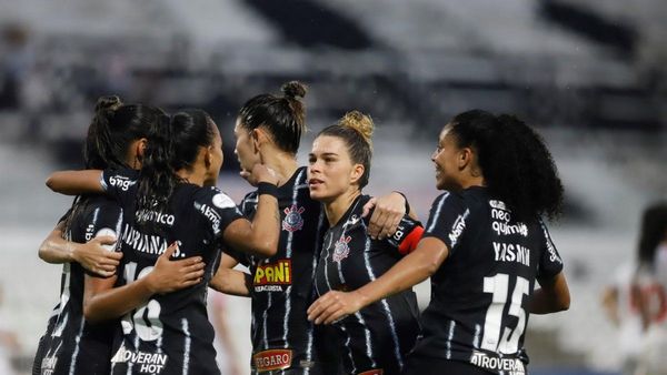 Corinthians y Santa Fe irán por La Gloria Eterna femenina
