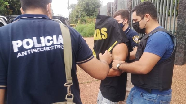 Diario HOY | Captaban por Instagram para extorsionar: prometían buena paga por material "hot"
