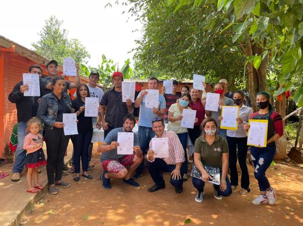 Continúa entrega de subsidios habitacionales del programa Fonavis - .::Agencia IP::.