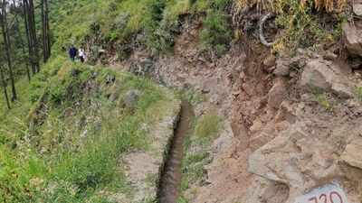 Un sistema ancestral "siembra" agua en las altas montañas de Perú