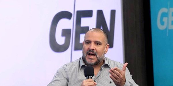 Doctor Carlos Morínigo asume Policlínico Municipal asunceno y anuncia que buscarán llegar a los 68 barrios capitalinos - ADN Digital