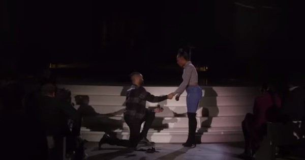 Hombre sorprendió a su novia con petición de matrimonio en pleno show de Adele: la cantante fue su cómplice - SNT