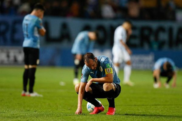 Uruguayos prometen luchar para superar “momento duro” de la selección - Fútbol Internacional - ABC Color
