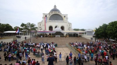 Alertan sobre posible explosión de contagios de COVID a nivel país tras fiesta de Caacupé