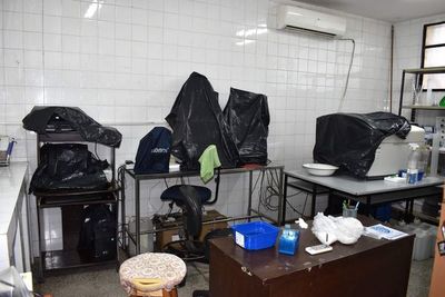 Centro de Salud de San Antonio con goteras y a punto de  derrumbarse - Nacionales - ABC Color
