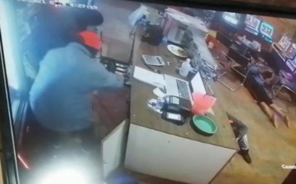 Asaltaron un casino en Ñemby al amanecer de hoy - Nacionales - ABC Color