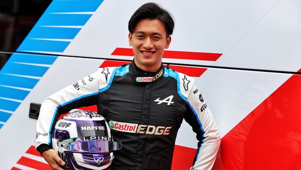 Guanyu Zhou será compañero de Bottas la siguiente temporada