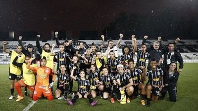 Repudian en Brasil insulto racista a jugadora del Corinthinas en Libertadores