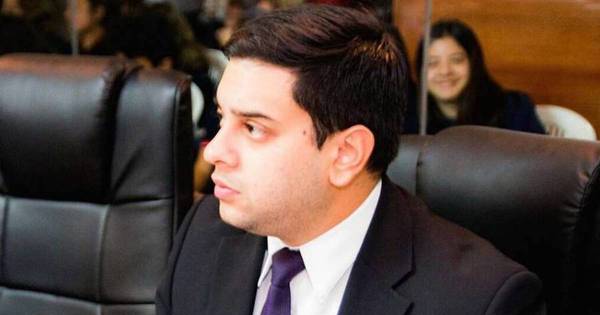 La Nación / Asunción: Acusan a PQ por plan de copamiento
