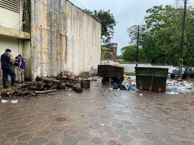 Hallan cadáver de un recluso en un contenedor de basura de cárcel de Tacumbú - Nacionales - ABC Color