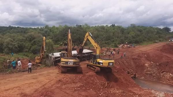 MOPC NO SE MUEVE Y SU ABANDONO SIGUE CAUSANDO PERJUICIOS - La Voz del Norte