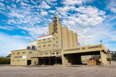 Presidente de la INC garantiza la producción y entrega habitual de cemento